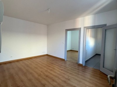 APPARTEMENT T2 A LOUER - ROANNE - 34.85 m2 - 415€ charges comprises par mois