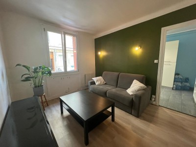 APPARTEMENT T2 A LOUER - LYON 7EME ARRONDISSEMENT - 42.98 m2 - 780�&euro; charges comprises par mois
