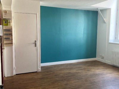 APPARTEMENT T2 A LOUER - LYON 3EME ARRONDISSEMENT - 42.43 m2 - 697 &euro; charges comprises par mois
