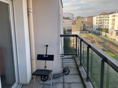 T2 A LOUER - LYON 3EME ARRONDISSEMENT Lacassagne - 52.77 m2 - 930 € charges comprises par mois