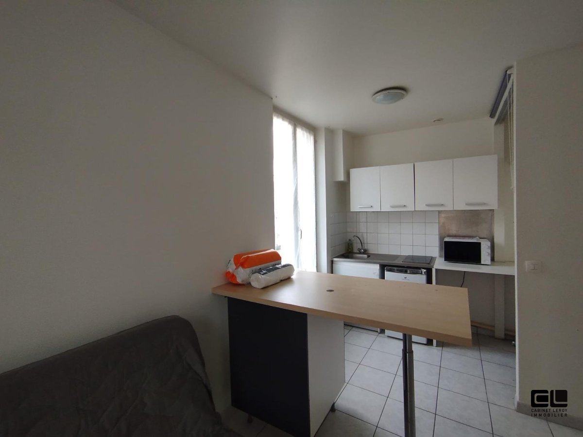 APPARTEMENT T1 A LOUER - LYON 3EME ARRONDISSEMENT - 24.14 m2 - 676,95�&euro; charges comprises par mois