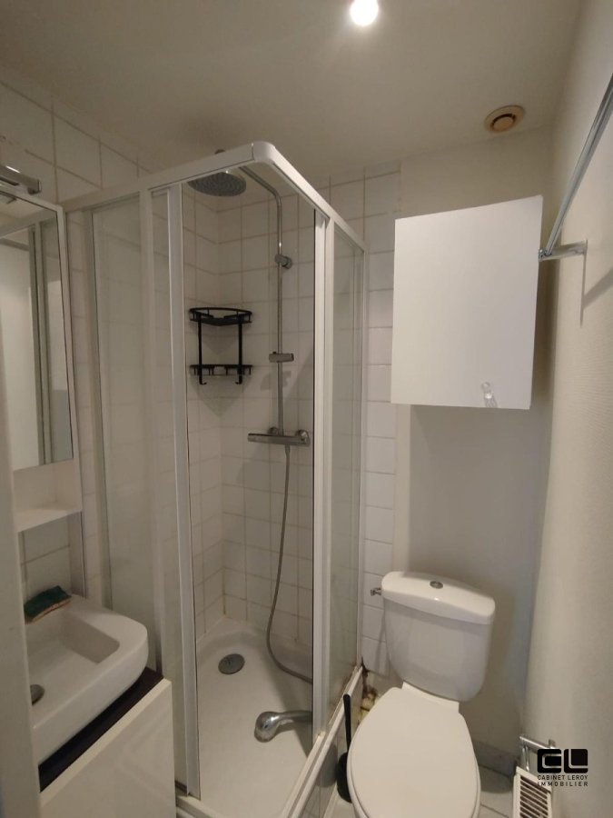 APPARTEMENT T1 A LOUER - LYON 3EME ARRONDISSEMENT - 24.14 m2 - 676,95�&euro; charges comprises par mois