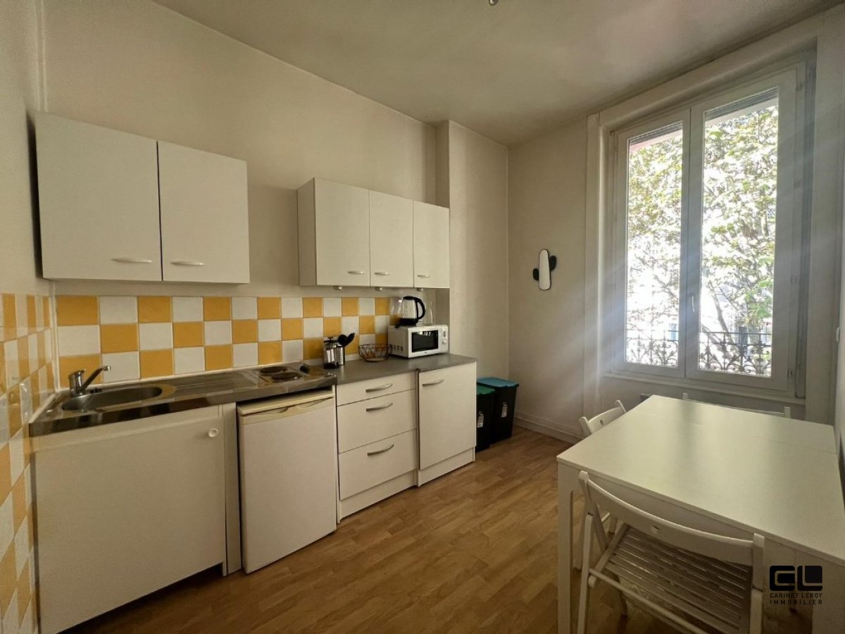 APPARTEMENT T1 A LOUER - LYON 6EME ARRONDISSEMENT Charpennes/Vitton - 30.85 m2 - 695€ charges comprises par mois