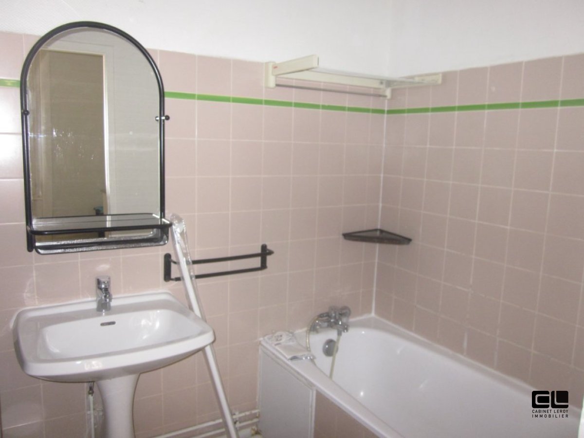 APPARTEMENT T1 A LOUER - LYON 6EME ARRONDISSEMENT Charpennes/Vitton - 30.85 m2 - 695€ charges comprises par mois