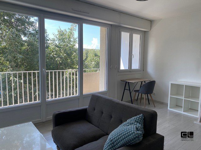 APPARTEMENT T1 A LOUER - LYON 7EME ARRONDISSEMENT - 27.77 m2 - 765€ charges comprises par mois
