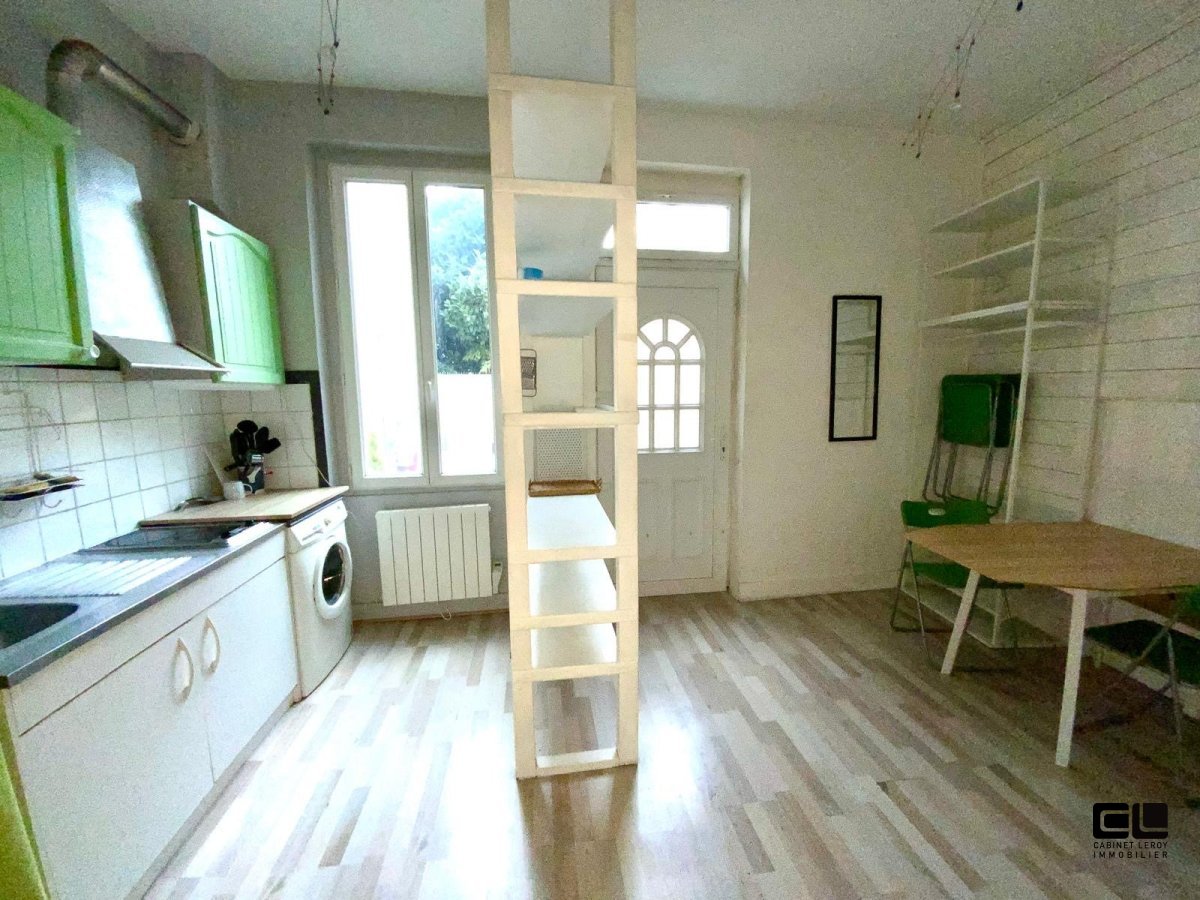 APPARTEMENT T1 A LOUER - VILLEURBANNE - 29.2 m2 - 640 &euro; charges comprises par mois