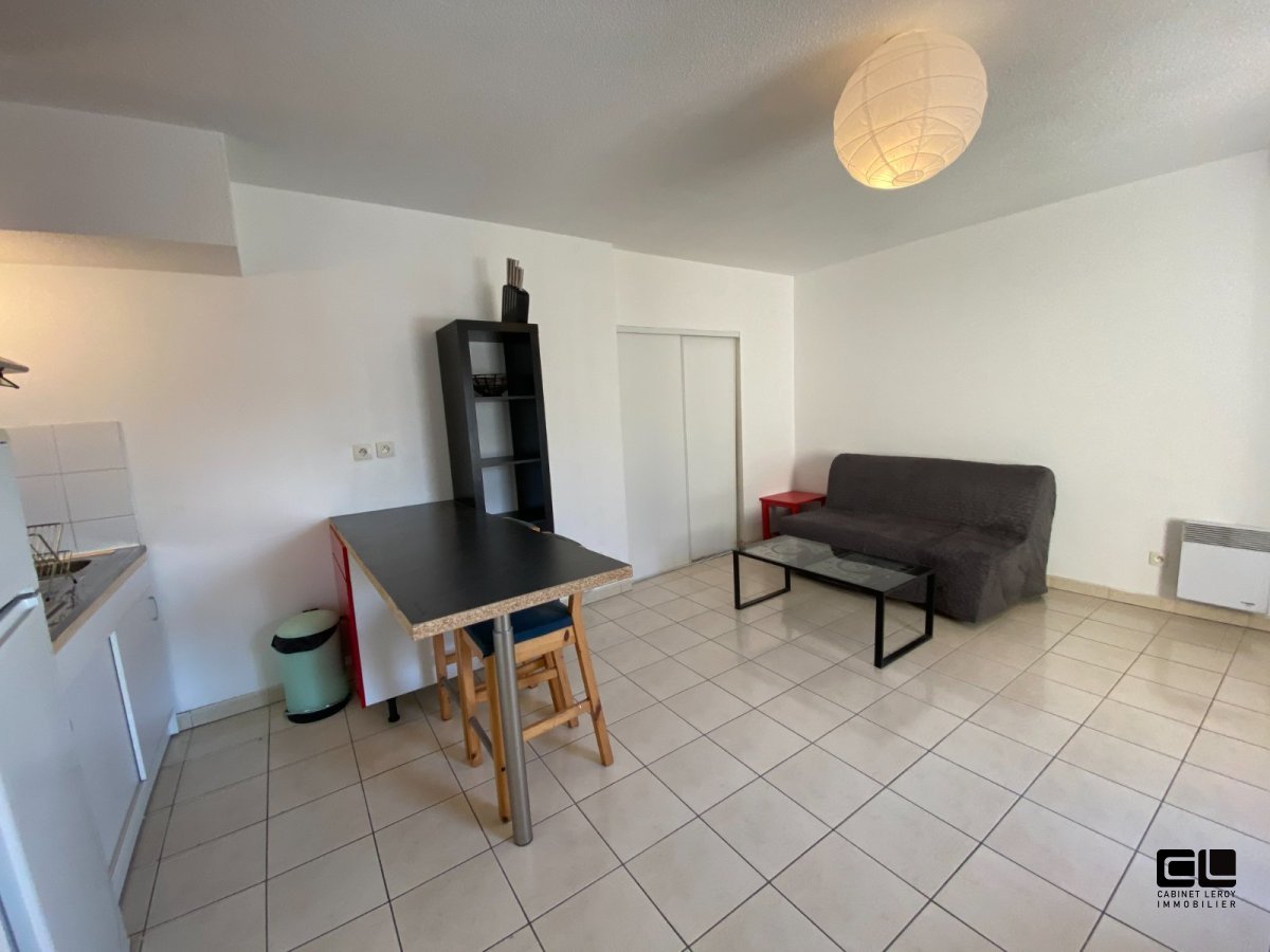 APPARTEMENT T1 A LOUER - VILLEURBANNE republique - 30.57 m2 - 720€ charges comprises par mois