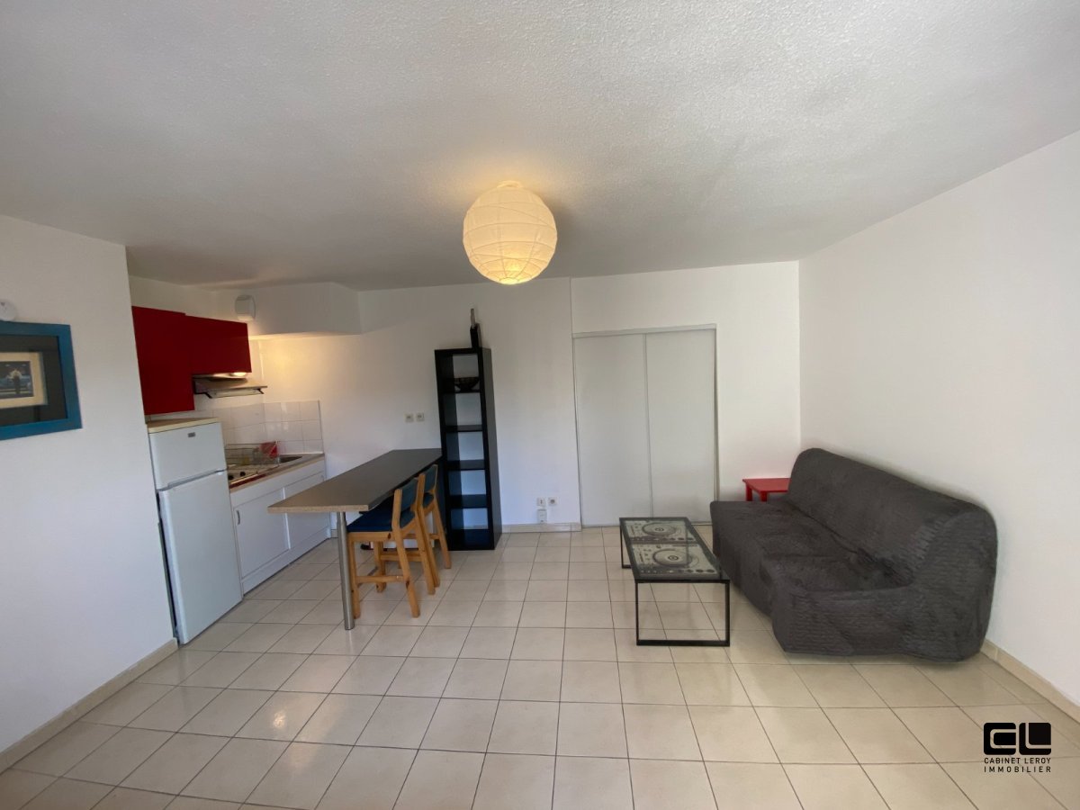 APPARTEMENT T1 A LOUER - VILLEURBANNE republique - 30.57 m2 - 720€ charges comprises par mois