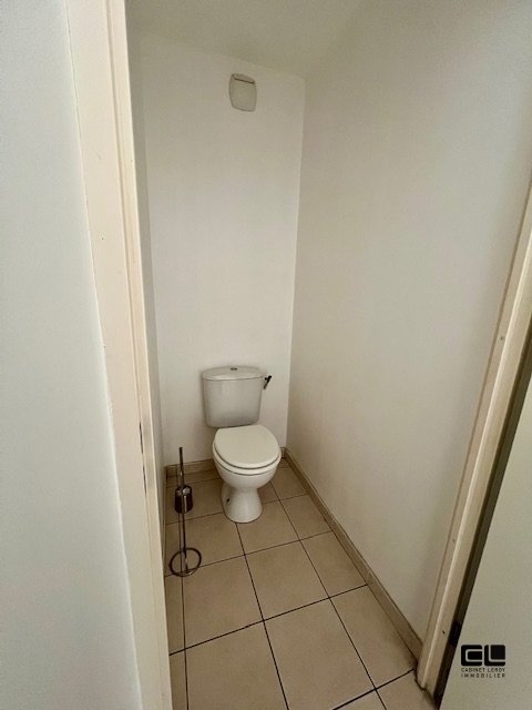 APPARTEMENT T1 A LOUER - VILLEURBANNE republique - 30.57 m2 - 720�&euro; charges comprises par mois