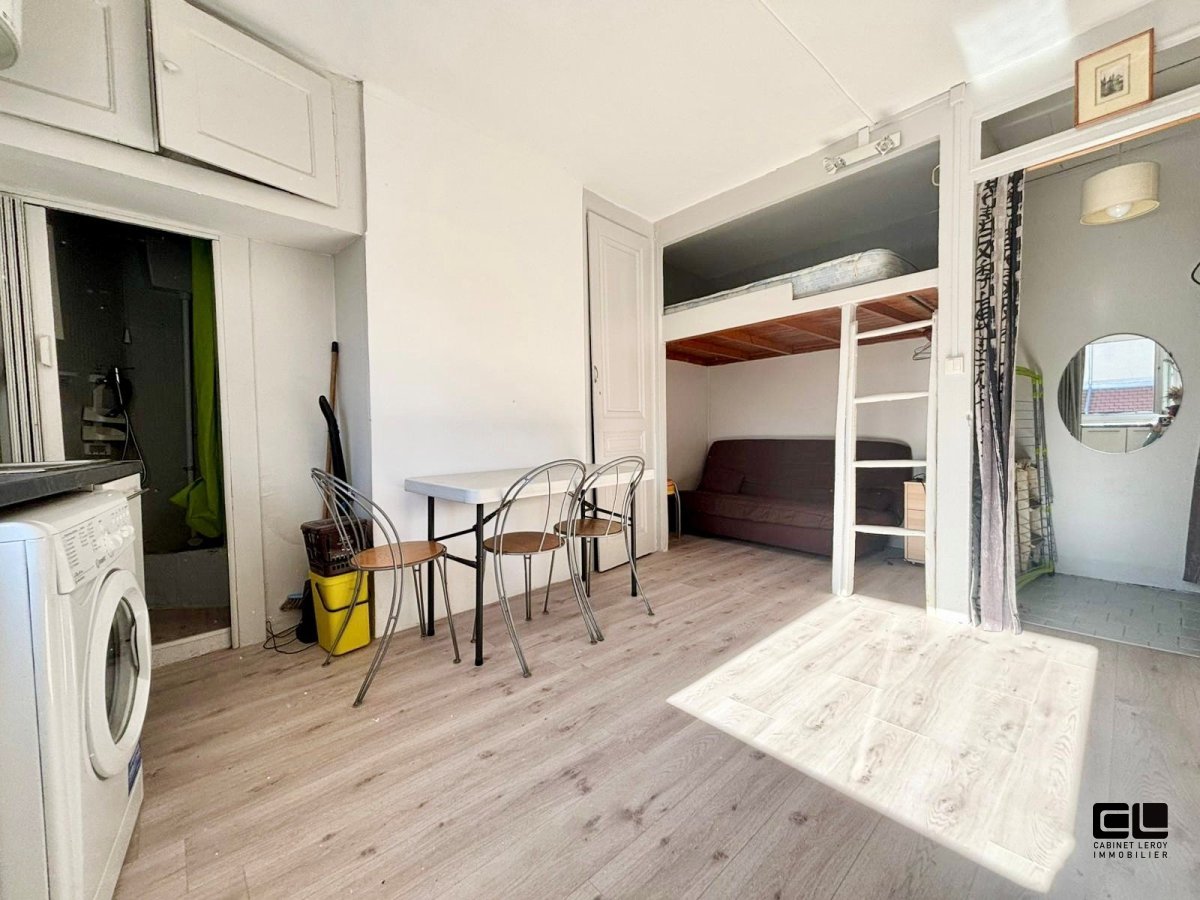 APPARTEMENT T1 A VENDRE - LYON 1ER ARRONDISSEMENT - 15.3 m2 - 68000€