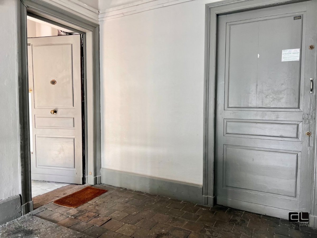 APPARTEMENT T1 A VENDRE - LYON 1ER ARRONDISSEMENT - 15.3 m2 - 68000€