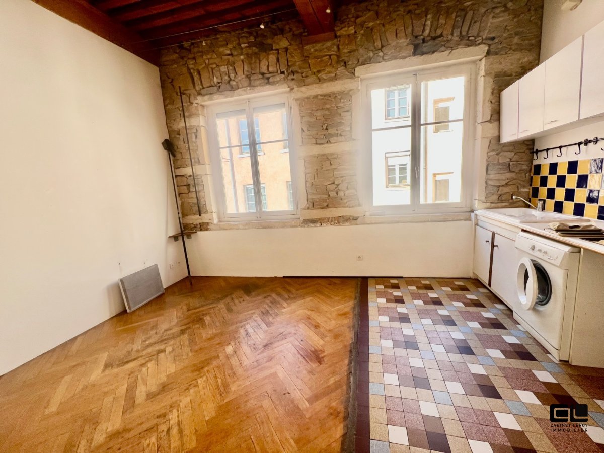 APPARTEMENT T1 A VENDRE - LYON 1ER ARRONDISSEMENT - 25.72 m2 - 130 000 &euro;