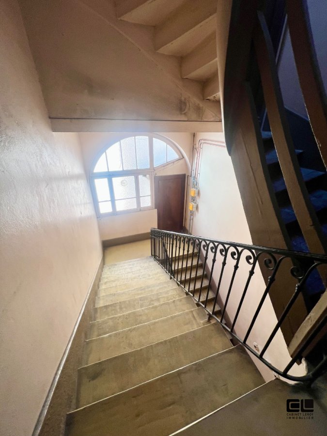 APPARTEMENT T1 A VENDRE - LYON 1ER ARRONDISSEMENT - 25.72 m2 - 130 000 &euro;