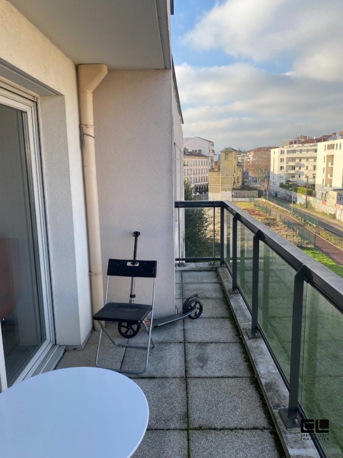 T2 A LOUER - LYON 3EME ARRONDISSEMENT Lacassagne - 52.77 m2 - 930€ charges comprises par mois