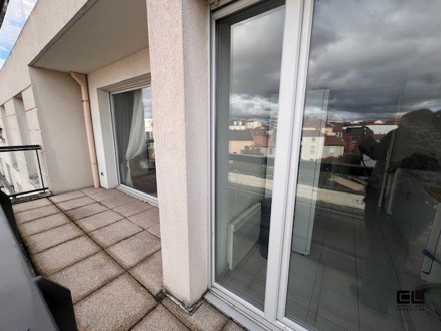 T2 A LOUER - LYON 3EME ARRONDISSEMENT Lacassagne - 52.77 m2 - 930 &euro; charges comprises par mois