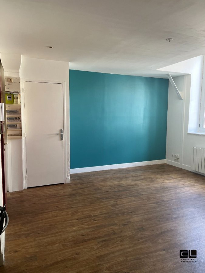 APPARTEMENT T2 A LOUER - LYON 3EME ARRONDISSEMENT - 42.43 m2 - 697 &euro; charges comprises par mois