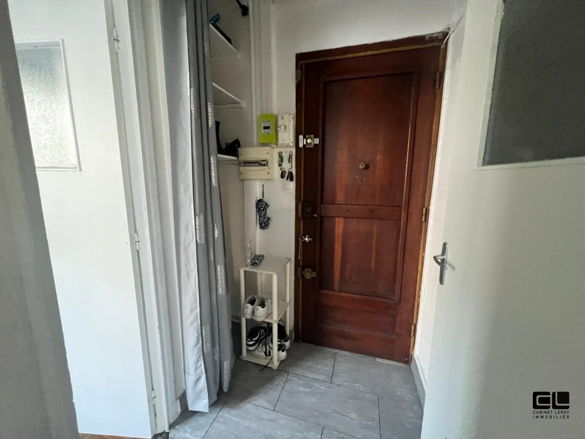 APPARTEMENT T2 A LOUER - LYON 7EME ARRONDISSEMENT - 42.98 m2 - 780�&euro; charges comprises par mois