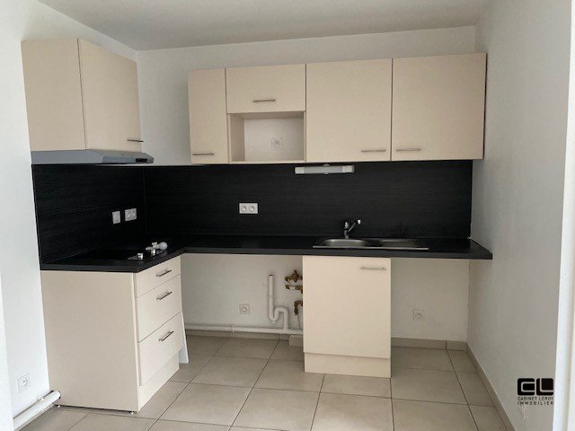 APPARTEMENT T2 A LOUER - LYON 9EME ARRONDISSEMENT - 42.73 m2 - 749 &euro; charges comprises par mois