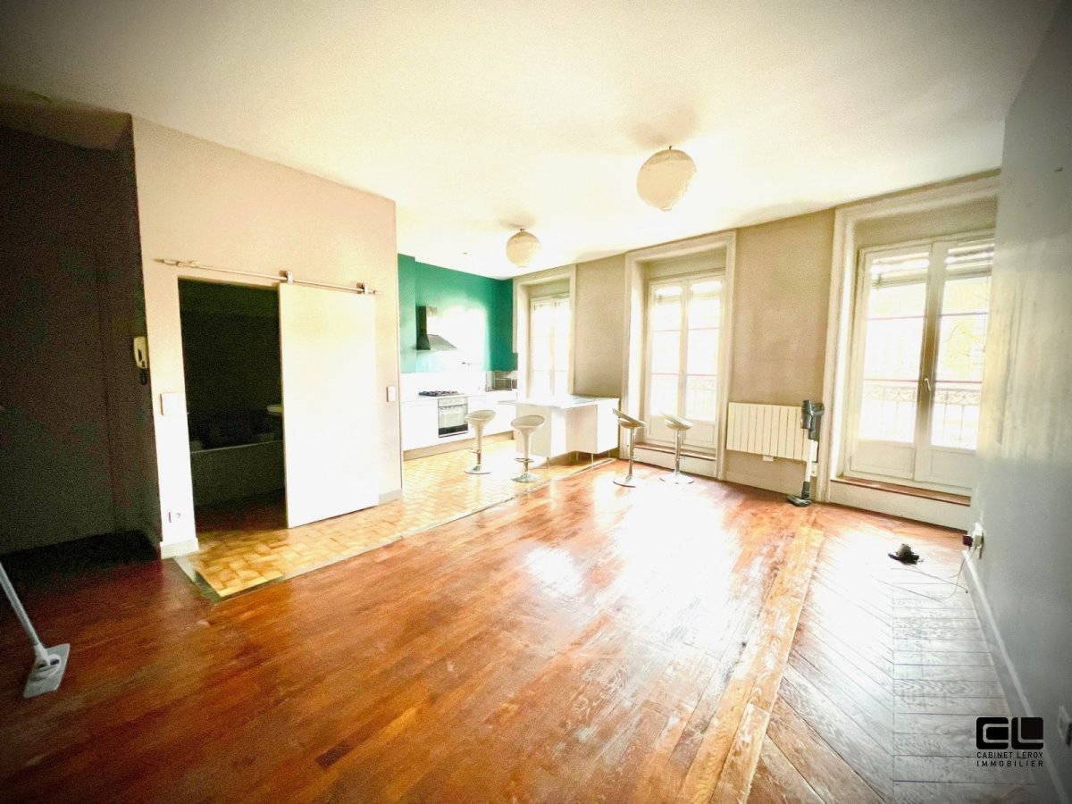 APPARTEMENT T2 A LOUER - LYON 9EME ARRONDISSEMENT - 56.11 m2 - 804�&euro; charges comprises par mois
