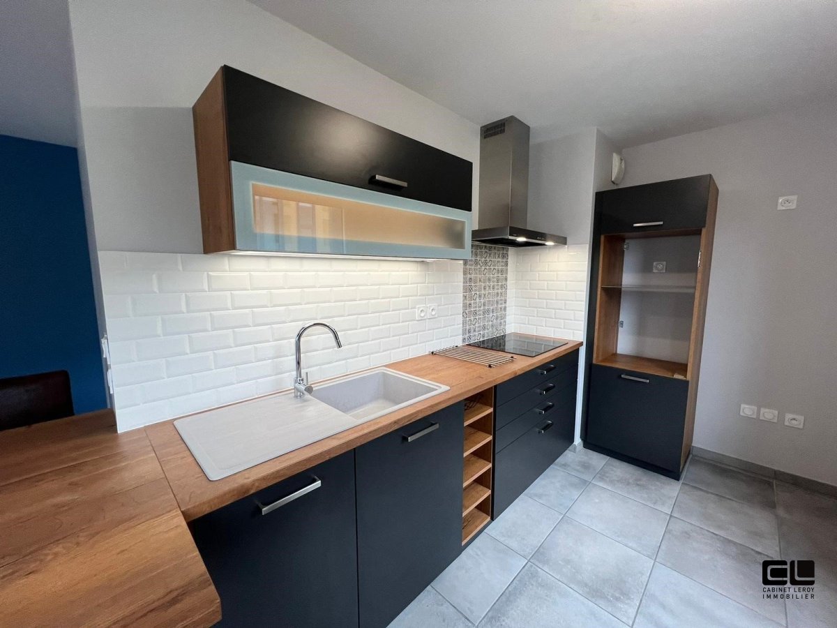 APPARTEMENT T2 A LOUER - LYON 9EME ARRONDISSEMENT - 45.1 m2 - 994�&euro; charges comprises par mois