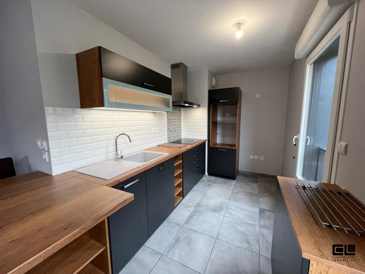 APPARTEMENT T2 A LOUER - LYON 9EME ARRONDISSEMENT - 45.1 m2 - 994�&euro; charges comprises par mois