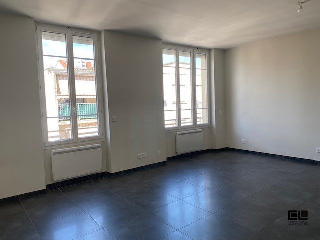 APPARTEMENT T2 A LOUER - VILLEURBANNE - 51.75 m2 - 837€ charges comprises par mois