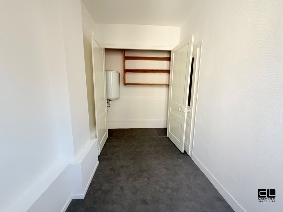 APPARTEMENT T2 A VENDRE - LYON 4EME ARRONDISSEMENT Mairie - 34.7 m2 - 184 000 &euro;