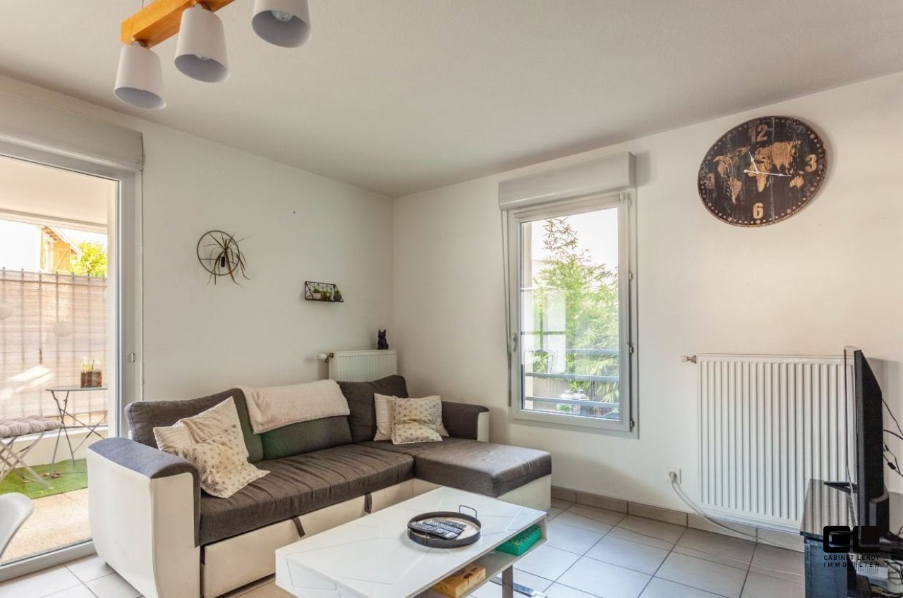 APPARTEMENT T2 A VENDRE - RILLIEUX LA PAPE - 51 m2 - 212 000 &euro;