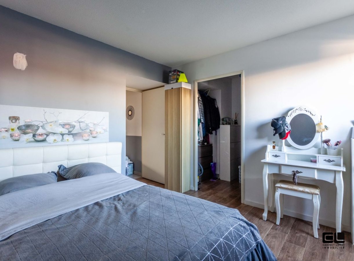 APPARTEMENT T2 A VENDRE - RILLIEUX LA PAPE - 51 m2 - 212 000 &euro;