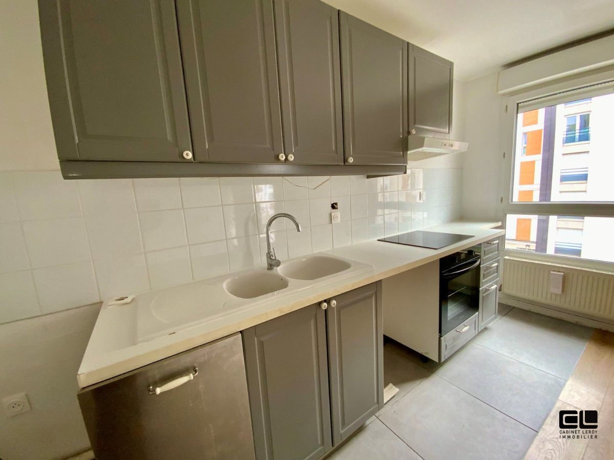 APPARTEMENT T3 A LOUER - LYON 9EME ARRONDISSEMENT - 68.25 m2 - 1�105�&euro; charges comprises par mois