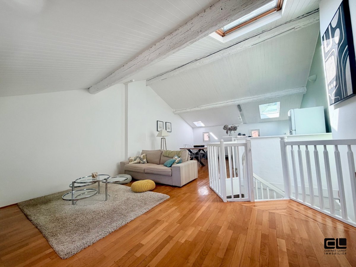 APPARTEMENT T3 A LOUER - LYON 9EME ARRONDISSEMENT - 84.15 m2 - 1 470 &euro; charges comprises par mois