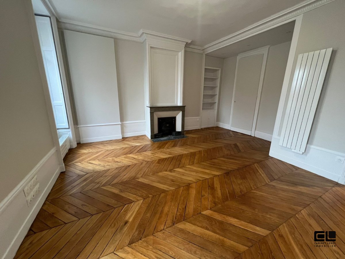 APPARTEMENT T3 A LOUER - LYON 9EME ARRONDISSEMENT - 75.85 m2 - 1 313 &euro; charges comprises par mois