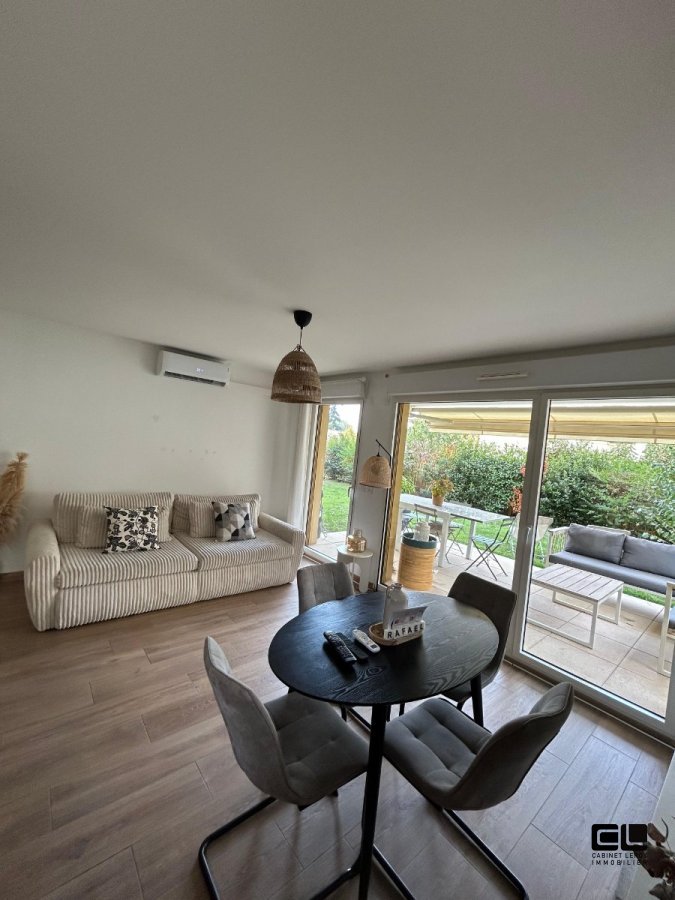 APPARTEMENT T3 A LOUER - RILLIEUX LA PAPE calme, espace vert - 62.73 m2 - 1 140 € charges comprises par mois