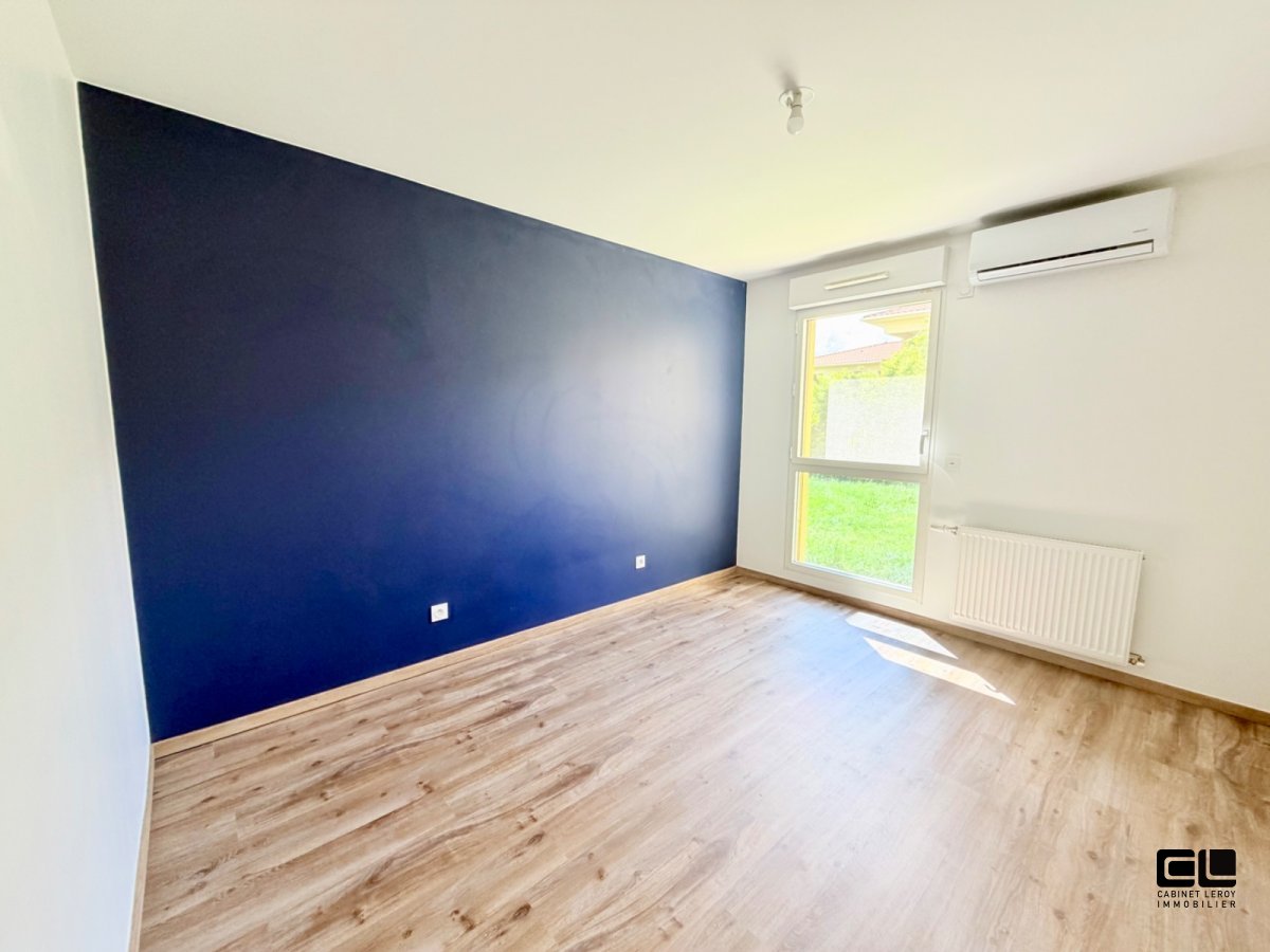 APPARTEMENT T3 A LOUER - RILLIEUX LA PAPE calme, espace vert - 62.73 m2 - 1 140 &euro; charges comprises par mois