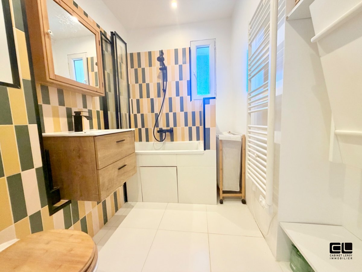 APPARTEMENT T3 A VENDRE - LYON 5EME ARRONDISSEMENT - 76.83 m2 - 275 000 &euro;