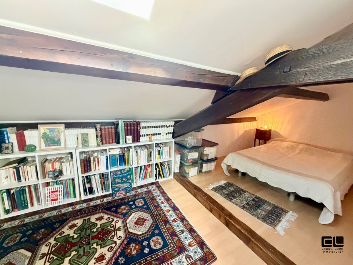 APPARTEMENT T3 A VENDRE - LYON 5EME ARRONDISSEMENT - 76.83 m2 - 275 000 &euro;