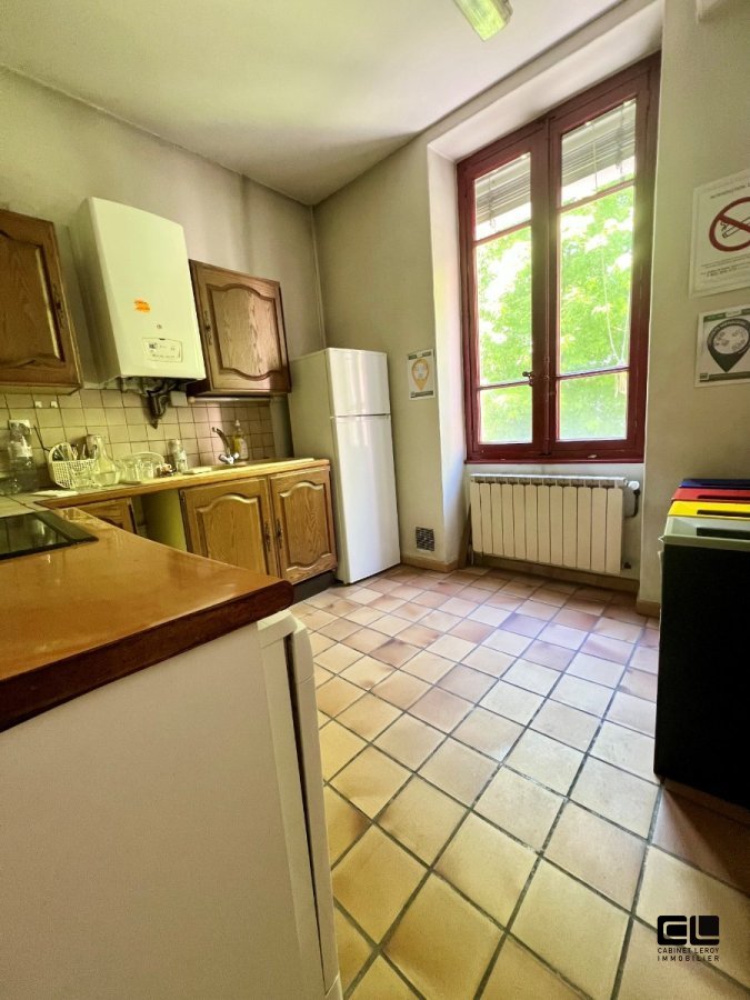 APPARTEMENT T3 A VENDRE - LYON 7EME ARRONDISSEMENT - 74.46 m2 - 295000€