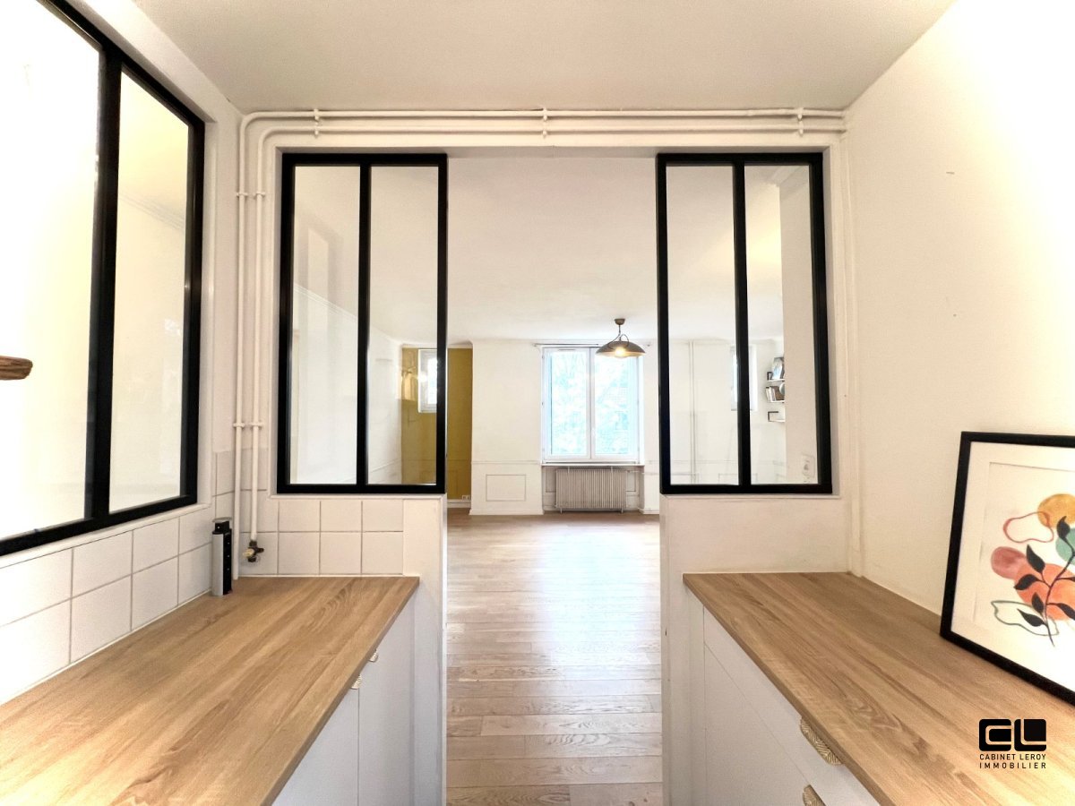 APPARTEMENT T3 A VENDRE - LYON 9EME ARRONDISSEMENT - 85.63 m2 - 280000€