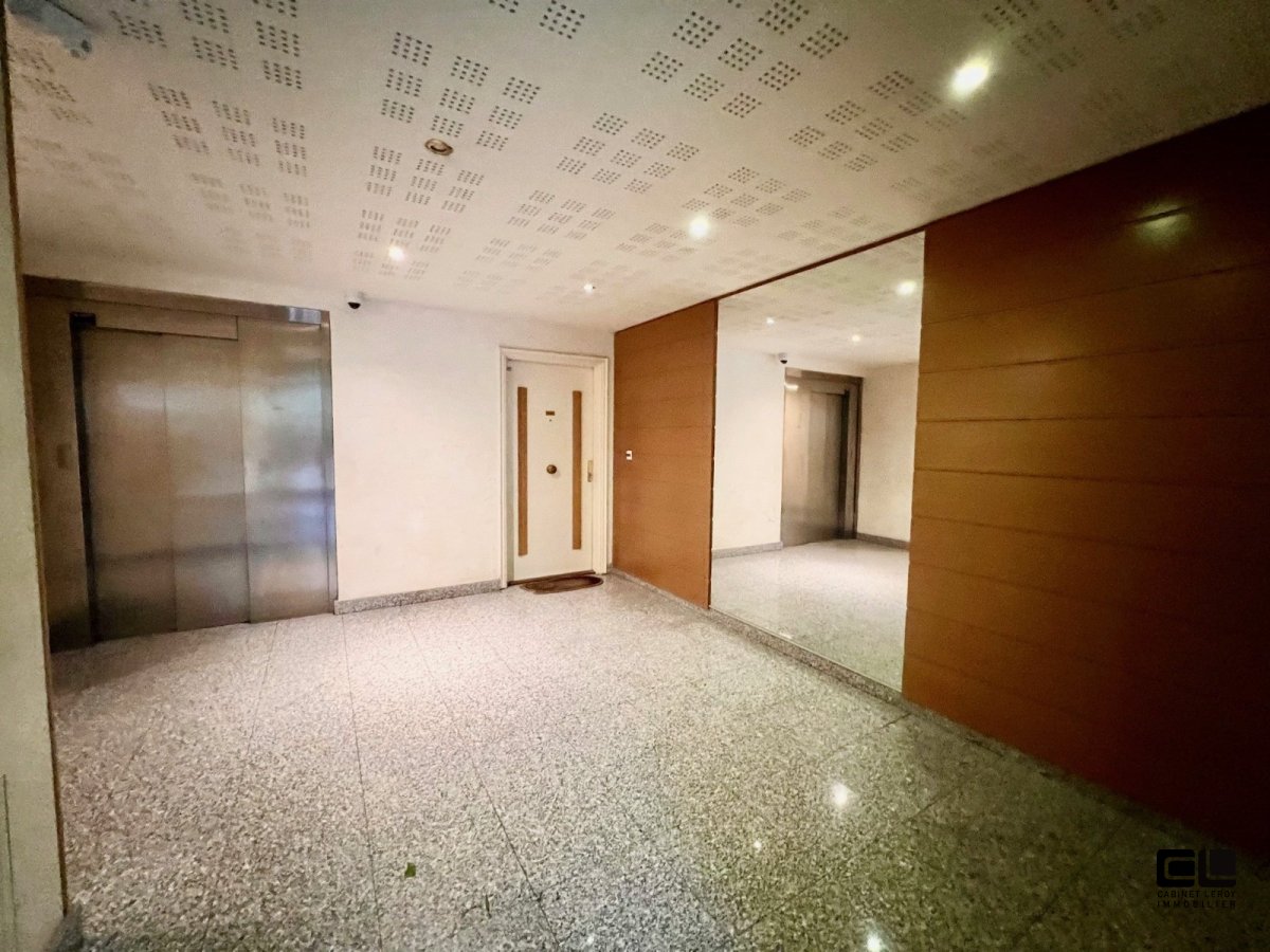 APPARTEMENT T3 A VENDRE - STE FOY LES LYON - 66.29 m2 - 340000€