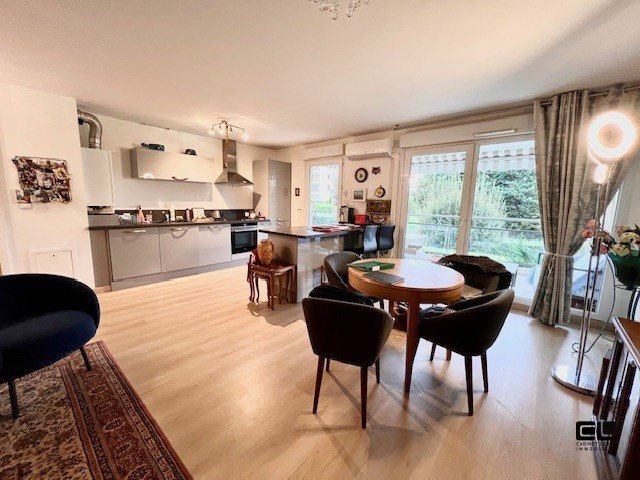 APPARTEMENT T3 A VENDRE - STE FOY LES LYON - 66.29 m2 - 340000€