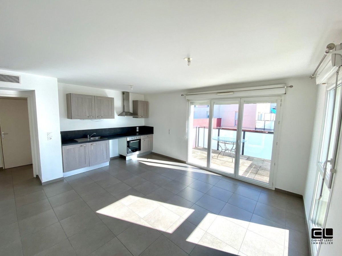 T3 A VENDRE - VERNAISON centre ville - 63.03 m2 - 225000€
