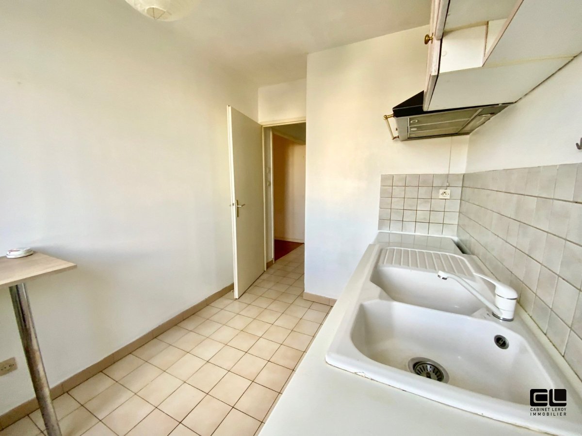 APPARTEMENT T3 A VENDRE - VILLEURBANNE - 70 m2 - 275�000�&euro;