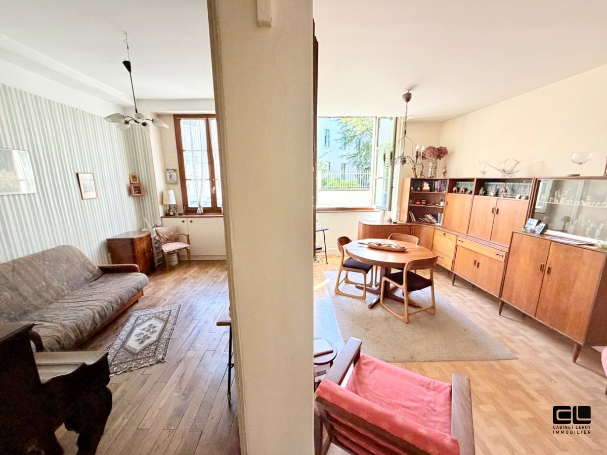 4 A VENDRE - CALUIRE ET CUIRE Bissardon - 80.17 m2 - 242 000 &euro;