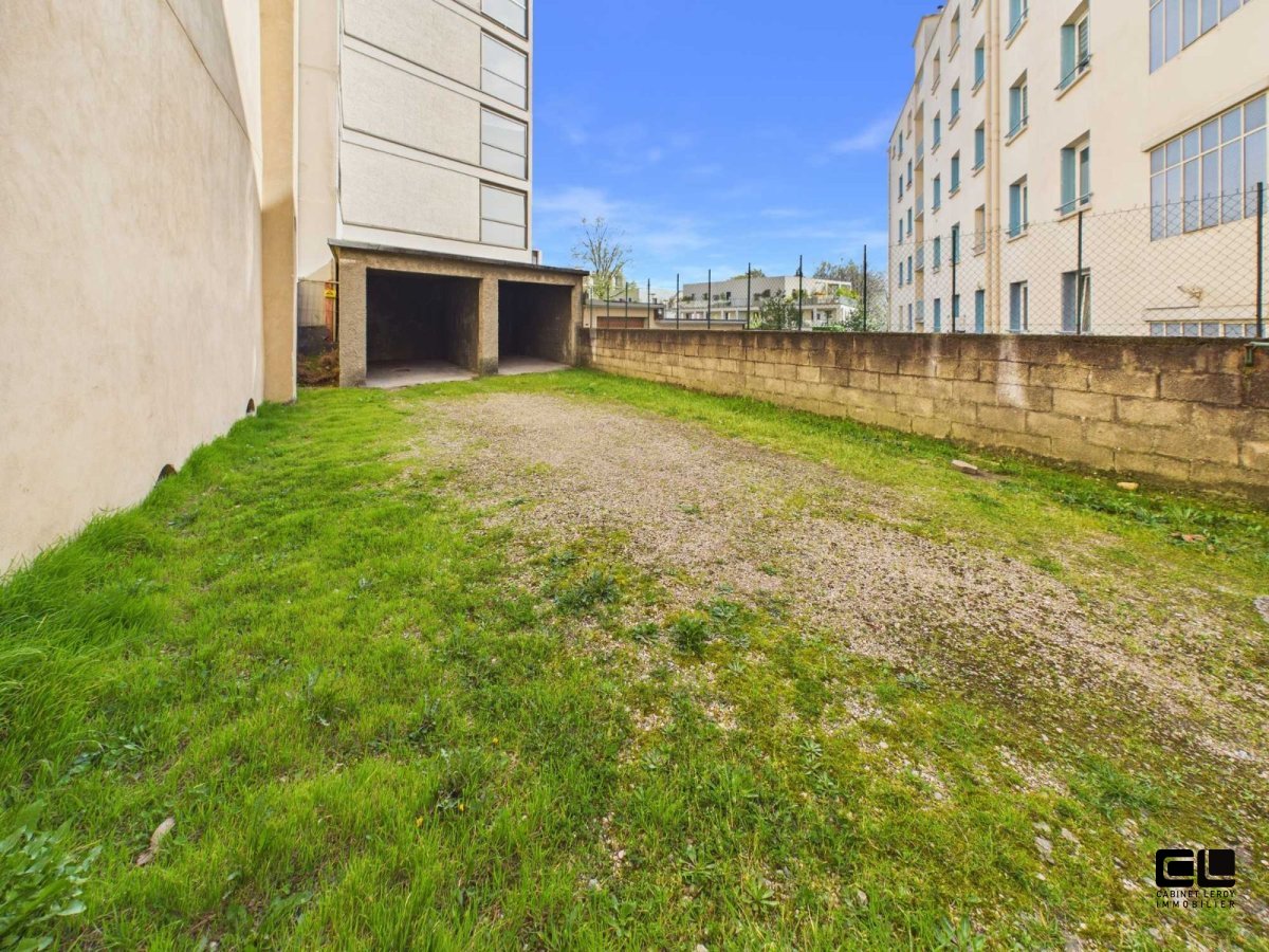 APPARTEMENT T4 A VENDRE - CALUIRE ET CUIRE - 84 m2 - 405 000 &euro;