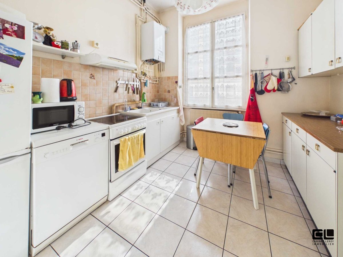 APPARTEMENT T4 A VENDRE - CALUIRE ET CUIRE - 84 m2 - 405 000 &euro;