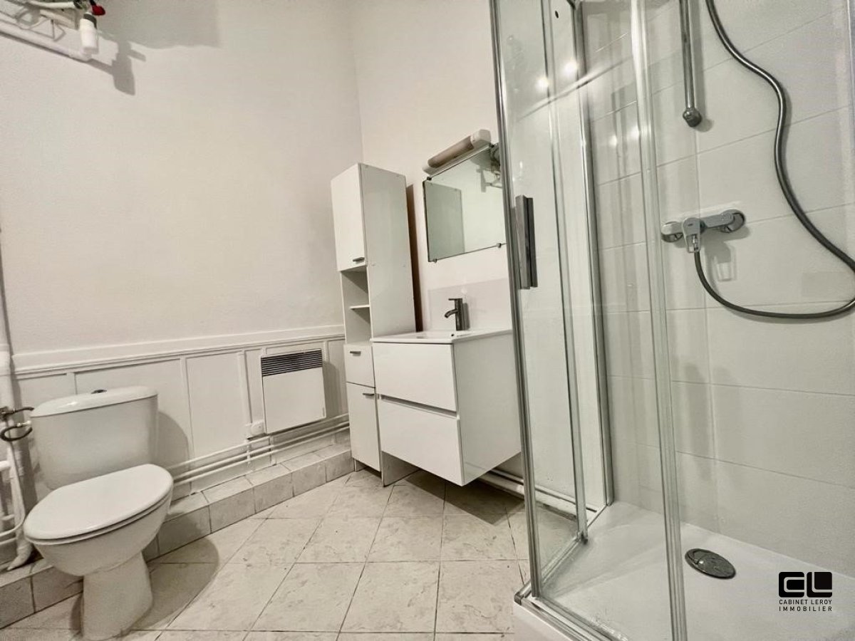 APPARTEMENT T4 A VENDRE - LYON 2EME ARRONDISSEMENT - 121.45 m2 - 540000€