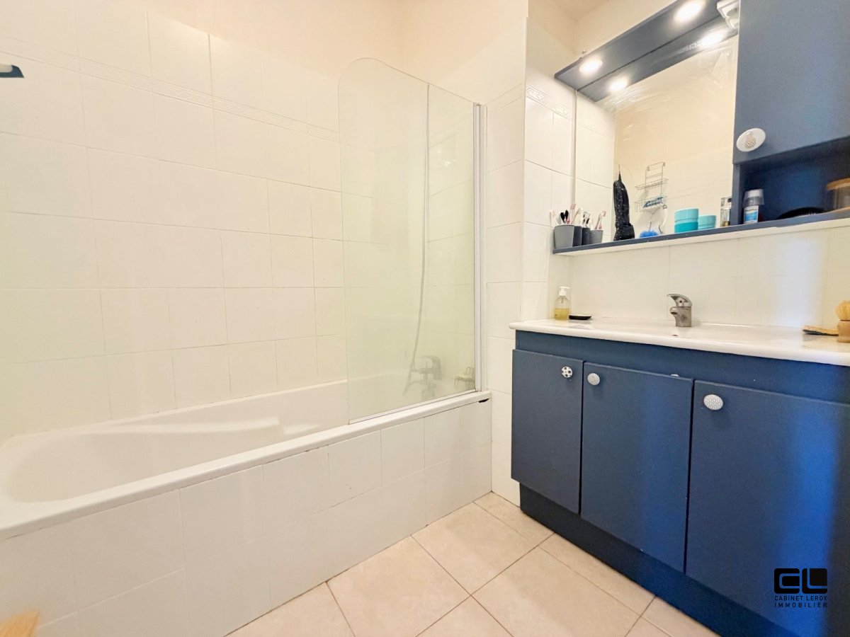 APPARTEMENT T4 A VENDRE - LYON 6EME ARRONDISSEMENT TETE D OR / FOCH - 105.05 m2 - 580 000 &euro;