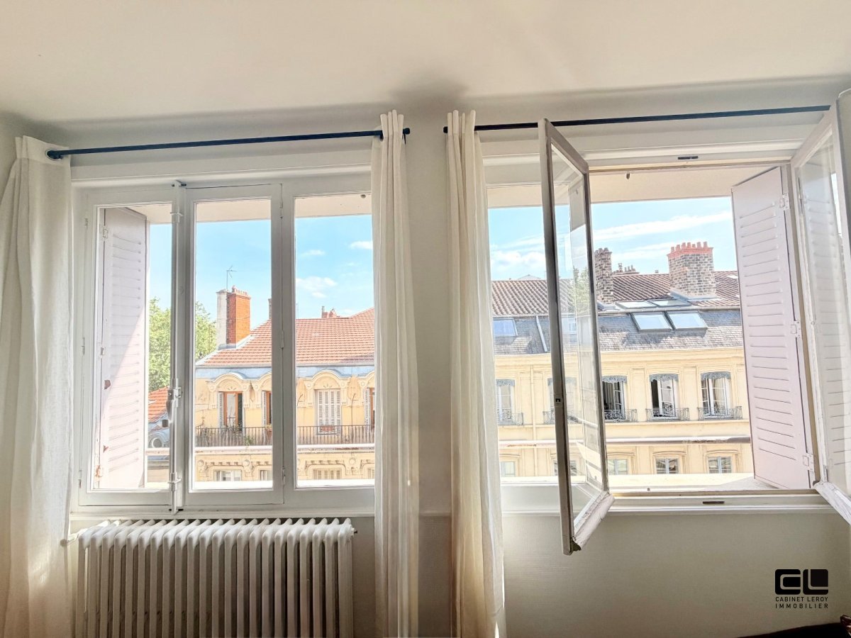 APPARTEMENT T4 A VENDRE - LYON 6EME ARRONDISSEMENT TETE D OR / FOCH - 105.05 m2 - 580 000 &euro;