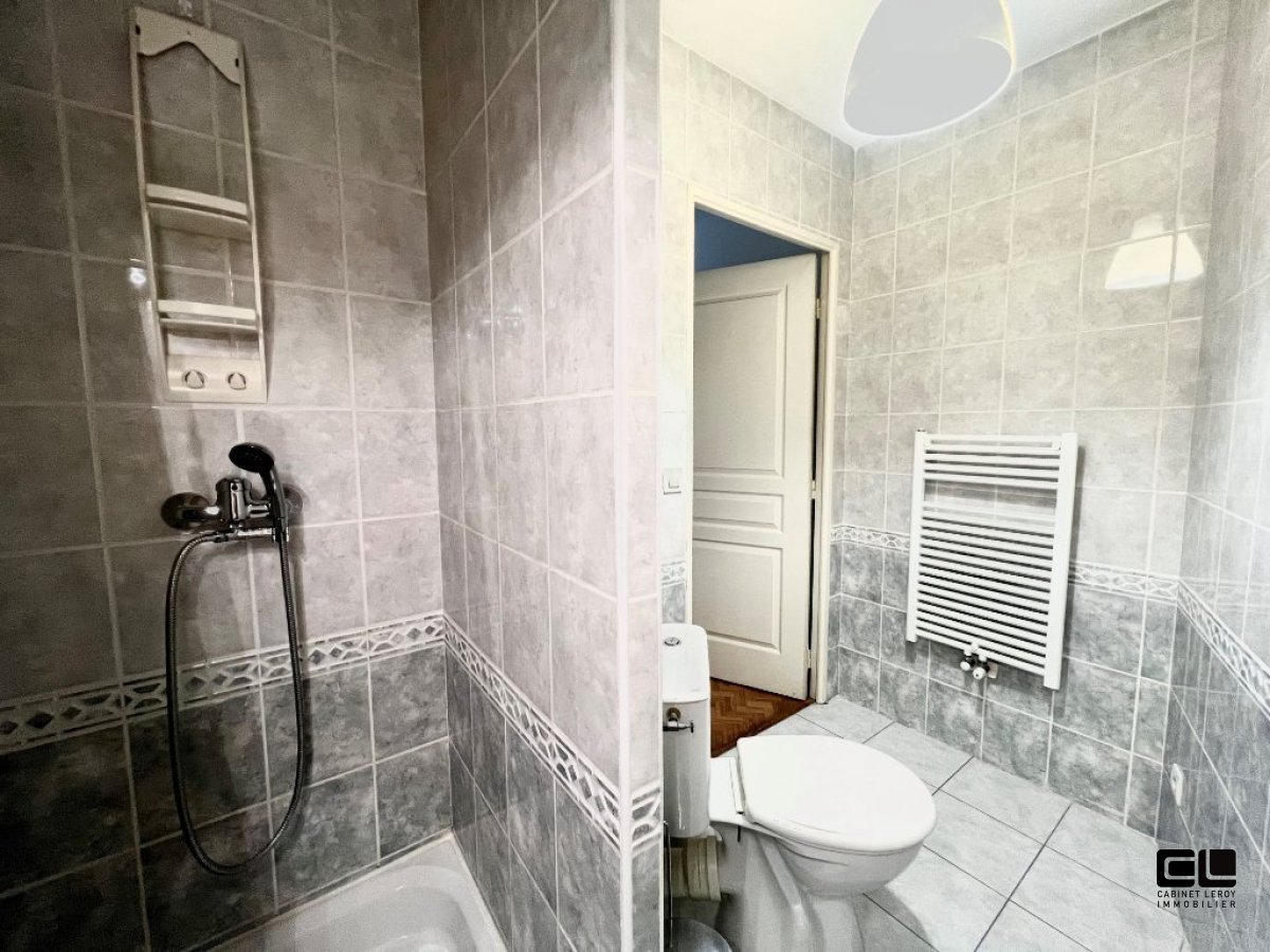 APPARTEMENT T4 - OULLINS - 90.57 m2 - VENDU