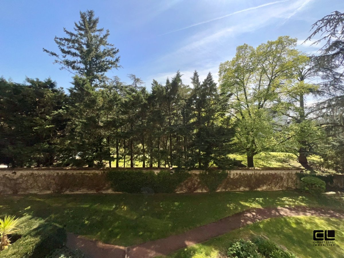 APPARTEMENT T4 A VENDRE - STE FOY LES LYON QUARTIER DU VALLON - 104 m2 - 320000€